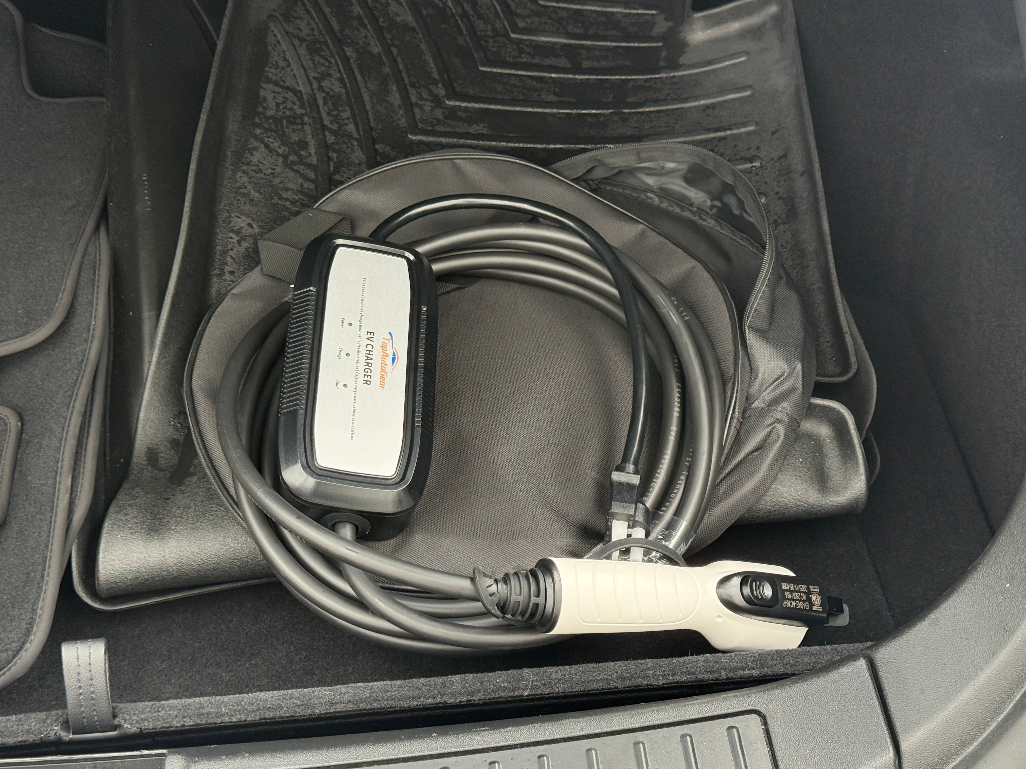 tesla model s 2020 5YJSA1E49LF369470 image tesla model s 2020 5YJSA1E49LF369470 image